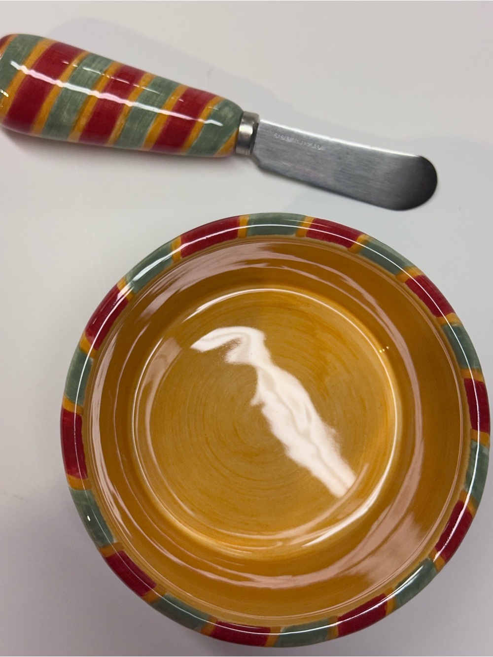 Sango 2-piece Christmas in the City Ceramic Dip/Mix set with spreading knife - Picture 3 of 8